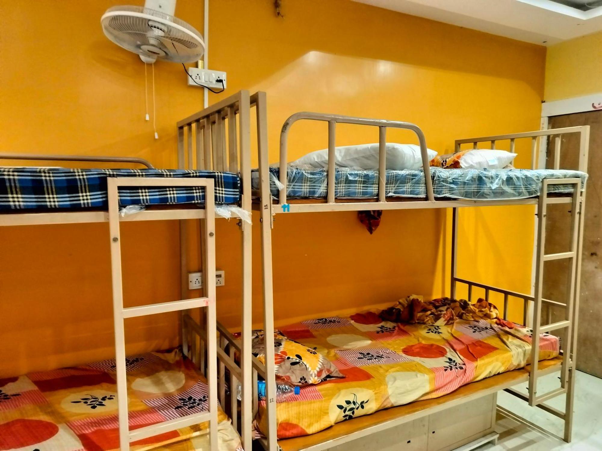 Sri Durga Jatri Nibasa Hostel Brahmapur Exterior foto