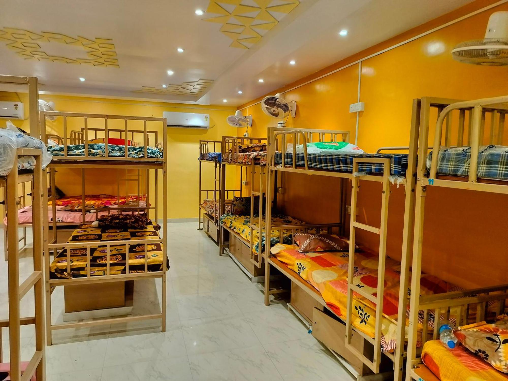 Sri Durga Jatri Nibasa Hostel Brahmapur Exterior foto
