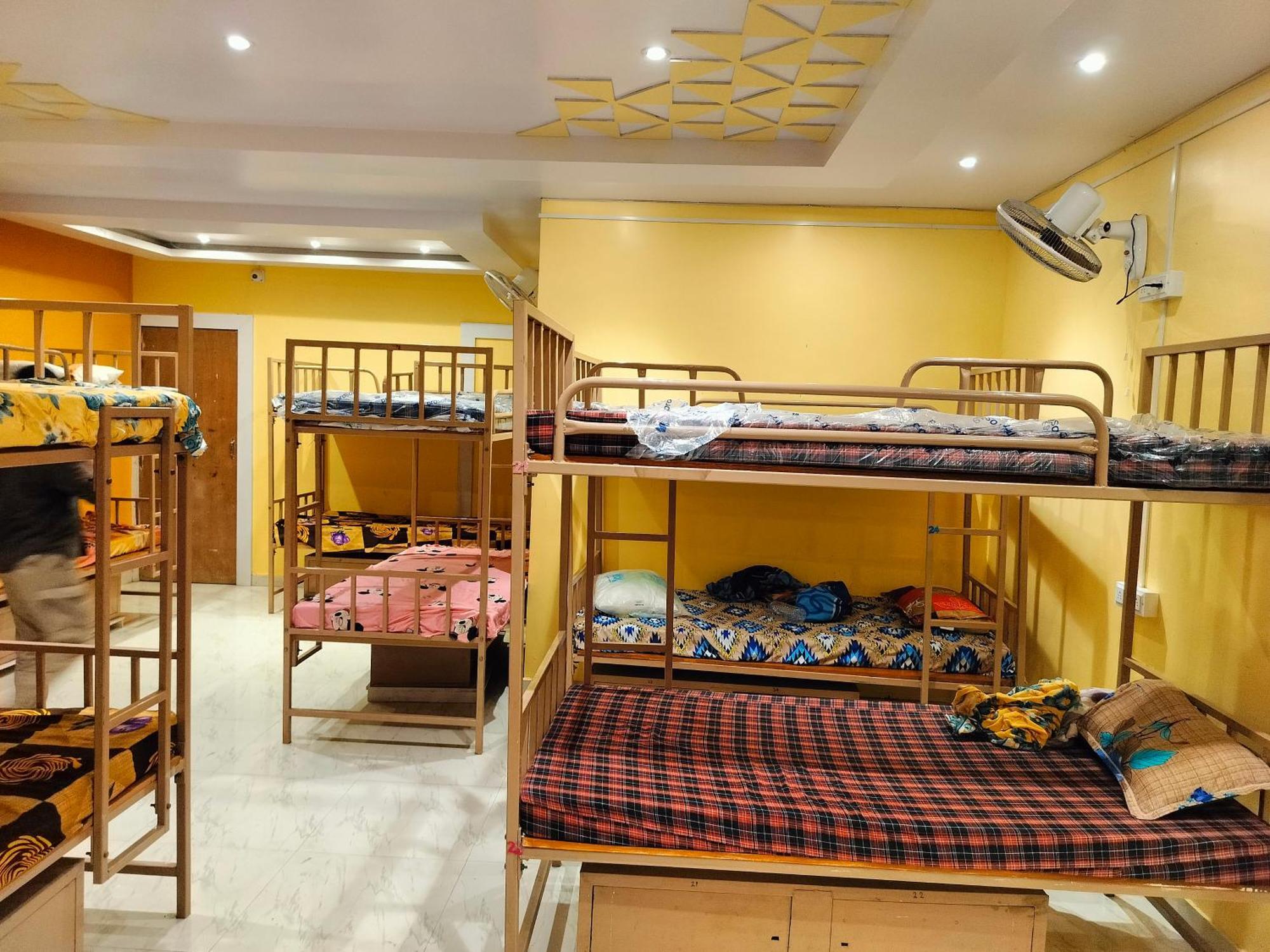 Sri Durga Jatri Nibasa Hostel Brahmapur Exterior foto